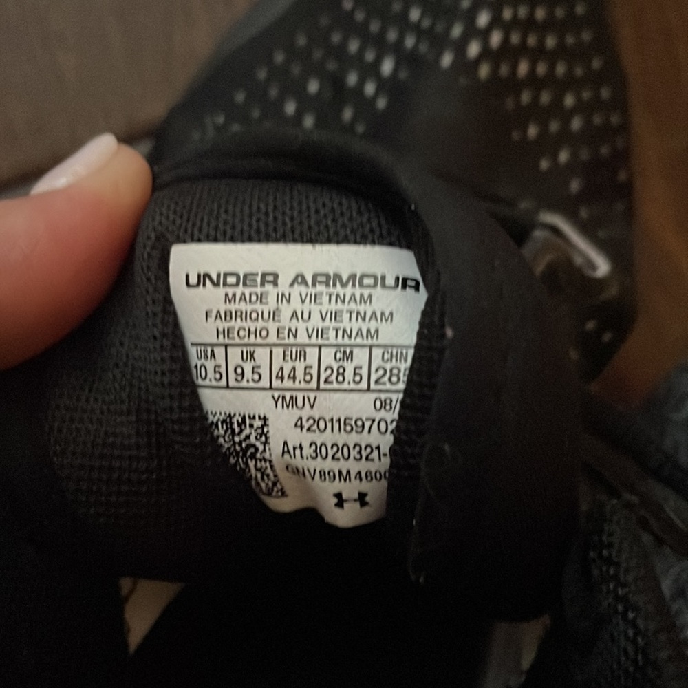 Under Armour Bandit 4 Charger Tennis Shoes - Picture 8 of 10